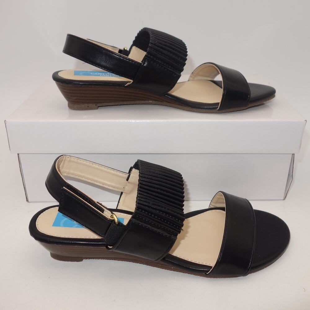 New in Box Comfort Corner BLACK Sandals Low Heel Women's 7